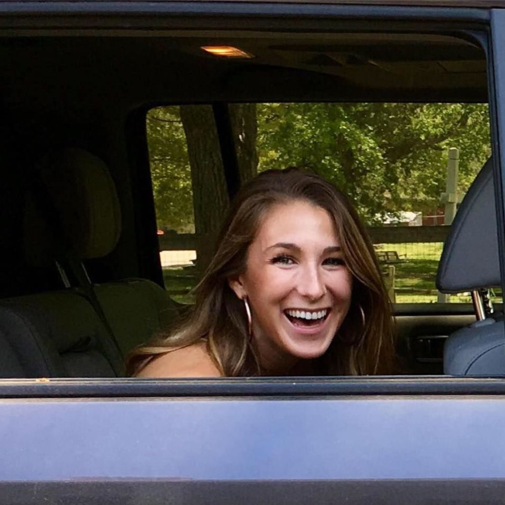 Meet your Posher, Hannah